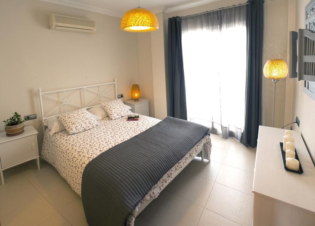 Apartment Ambrosia Nerja Szoba fotó