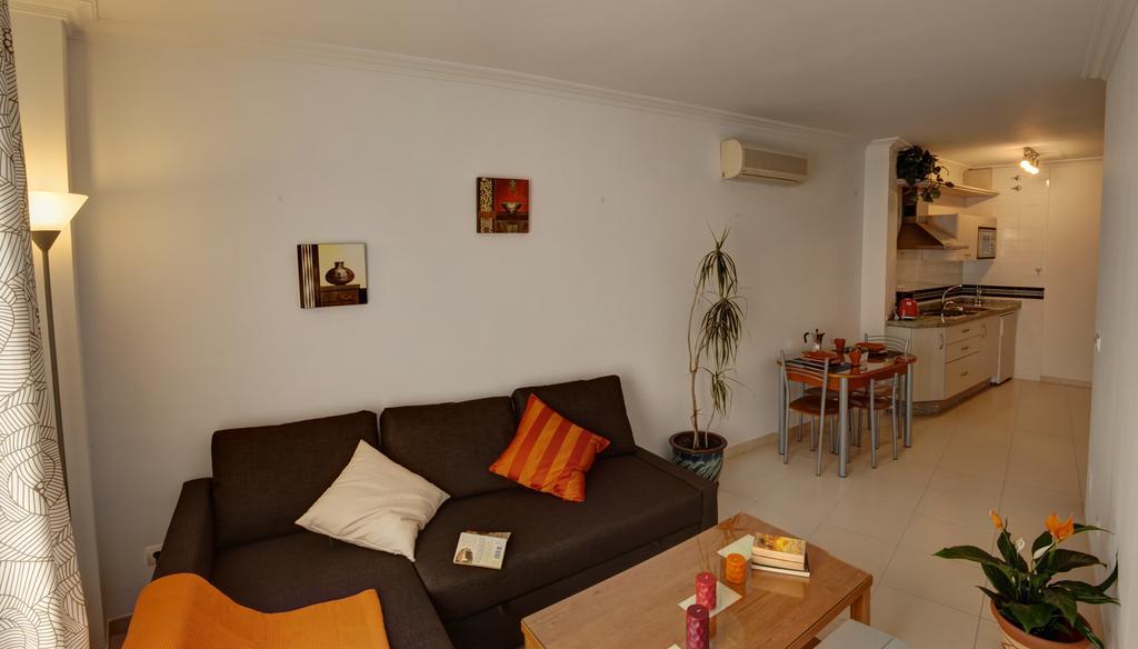 Apartment Ambrosia Nerja Szoba fotó